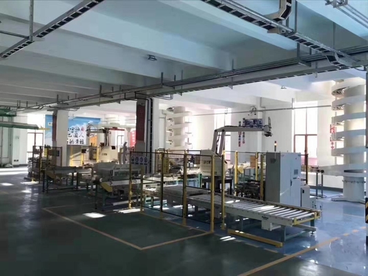 100NL / Min Robotic Bag Palletizer التعبئة والتغليف الصناعي PLC نظام منصات نقالة أوتوماتيكي